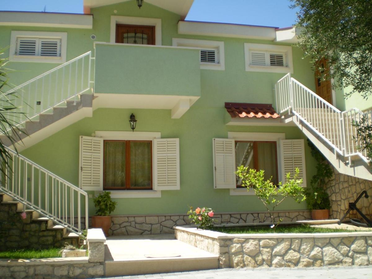 Apartments Dubravka Trogir Exterior photo