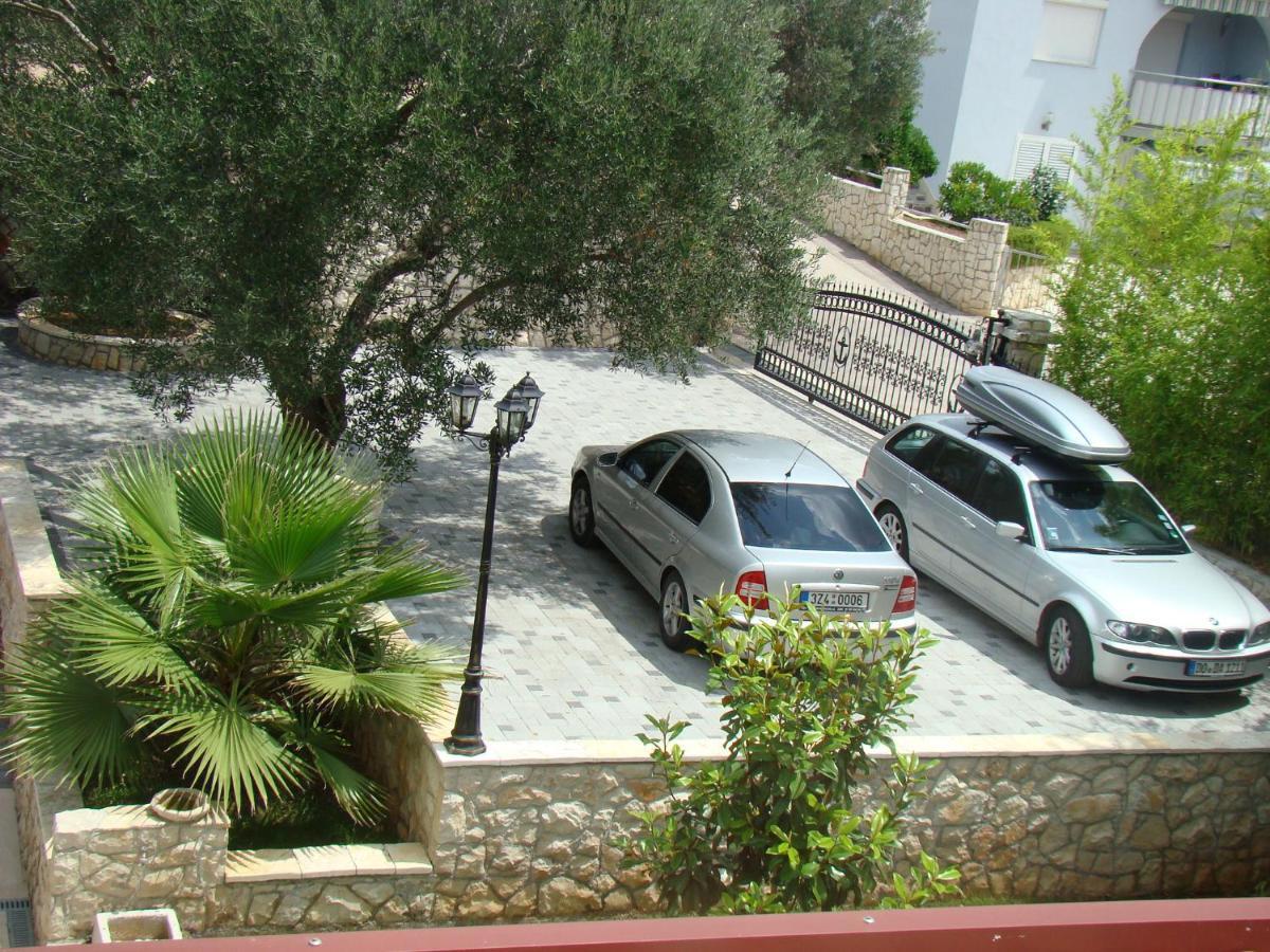 Apartments Dubravka Trogir Exterior photo